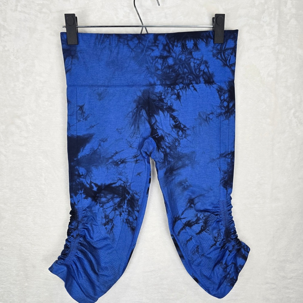 Lululemon in the flow Crop Leggings Blue Black Tie Dye Ruched Size 8